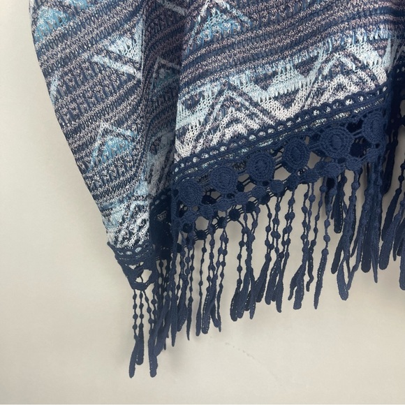 Almost Famous Fringed Crochet Crop Pancho Style Top Size Medium - Picture 3 of 4